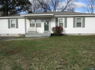 3210 Stringfield Rd NW, Huntsville, AL 35810