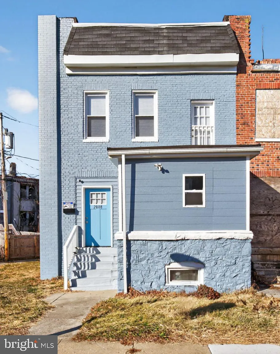 2808 Waldorf Ave photo 1