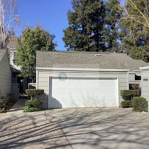 220 W Rumble Rd #D Photo 1