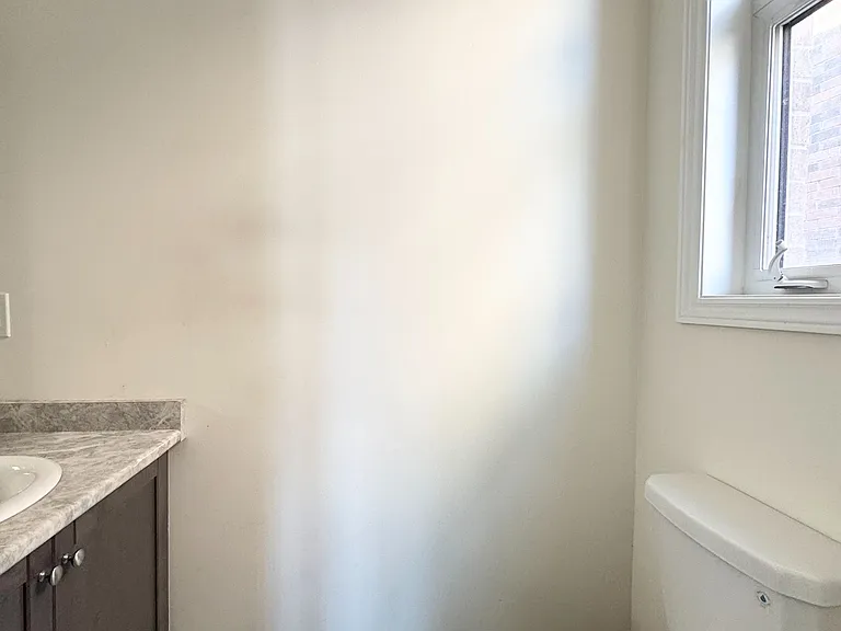78 Kentledge Ave — Photo 12