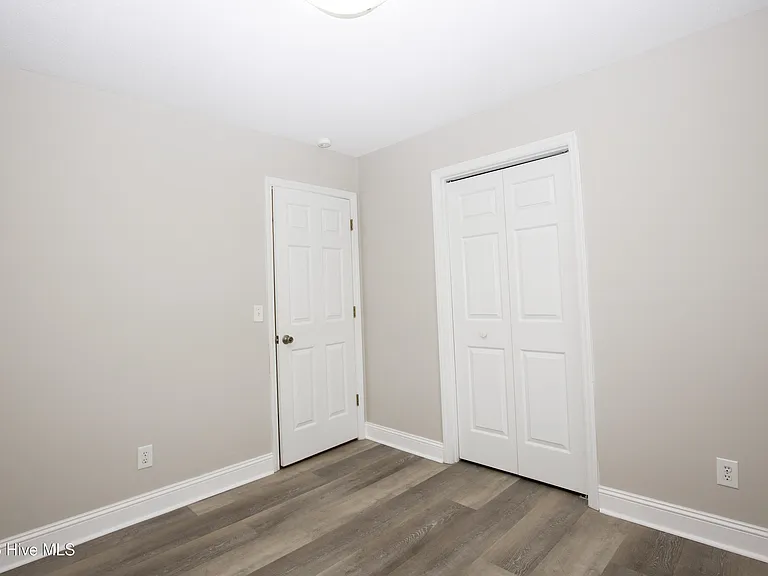 201 Sarason Pl — Photo 24