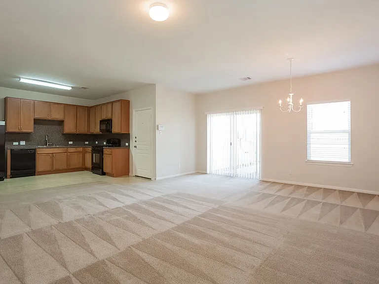 8119 Almera Falls Dr — Photo 5