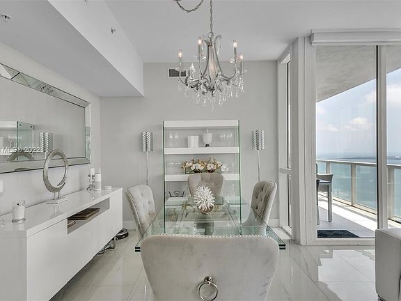 2nd image of 253 NE 2nd 4408 Miami #4408