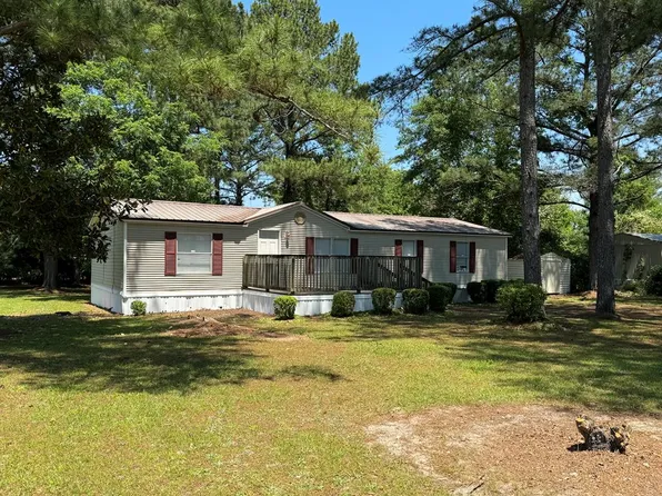 266 Pebble Hill Cir, Sylvester, GA 31791