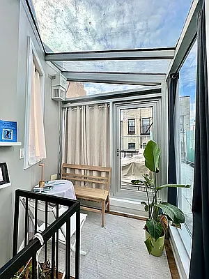 Rented by Safdie Realty Group | media 41