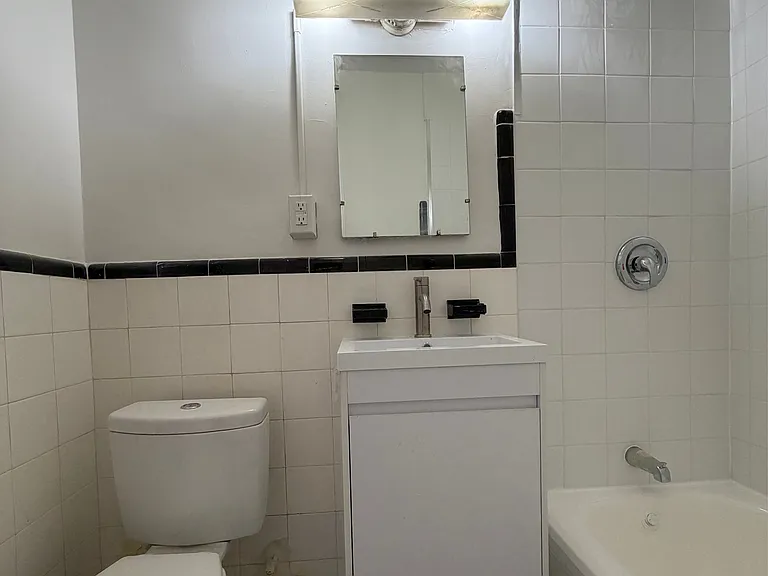 44 Balliol St #3 — Photo 7