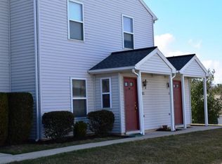 5803D Hidden Lake Dr, Harrisburg, PA 17111