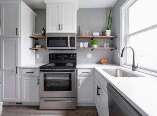 7401 W Wright St, Wauwatosa, WI 53213