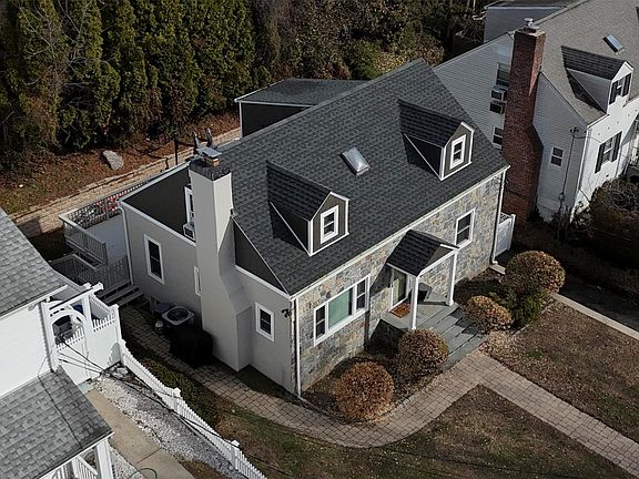 3rd image of 40 Wickford Road