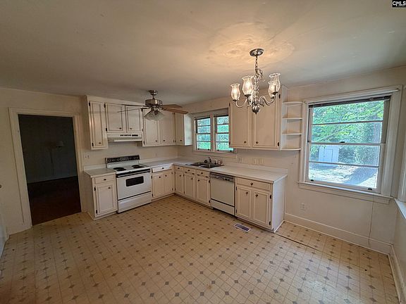 4th image of 4800 Datura Rd