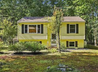 16 Newport Drive, Barnstead, NH 03225