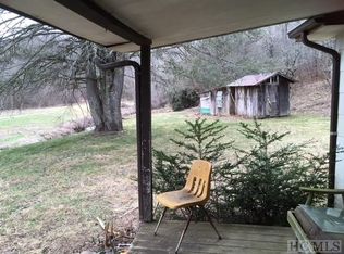 110 Ritchie Rd, Scaly Mountain, NC 28775