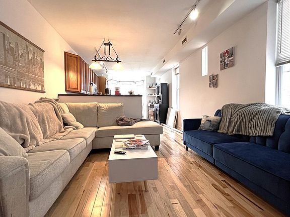2nd image of 2544 W Girard Ave #2F