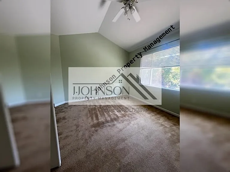 323 Glenbriar Cir — Photo 9