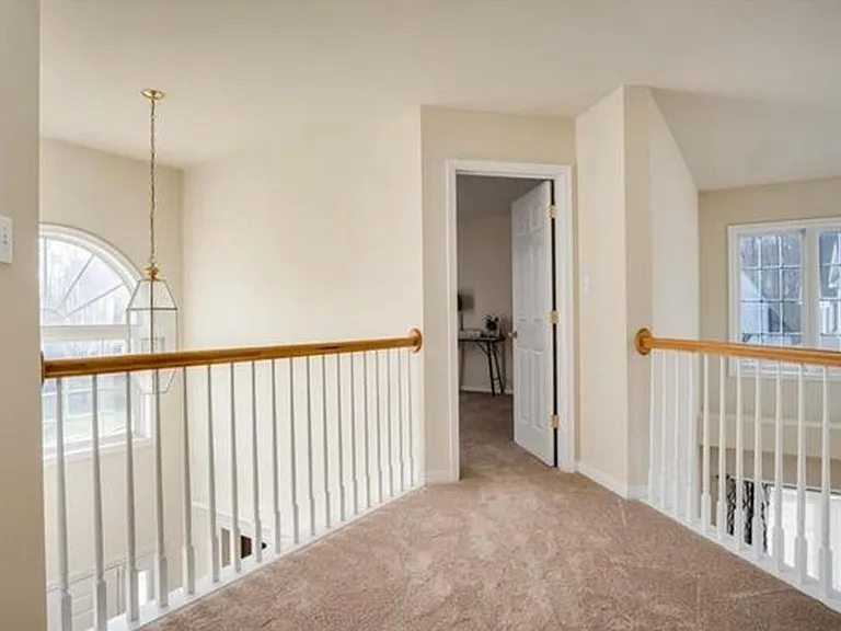 14836 Shorewood Ct — Photo 20