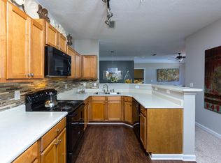 928 Trace Ln, Lawrenceville, GA 30046