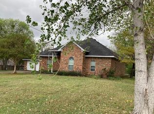 1725 Hardy Rd, Grand Prairie, TX 75051