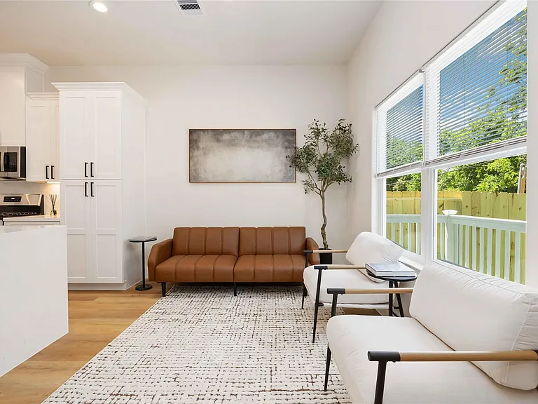 10608 Ashville Dr — Photo 9