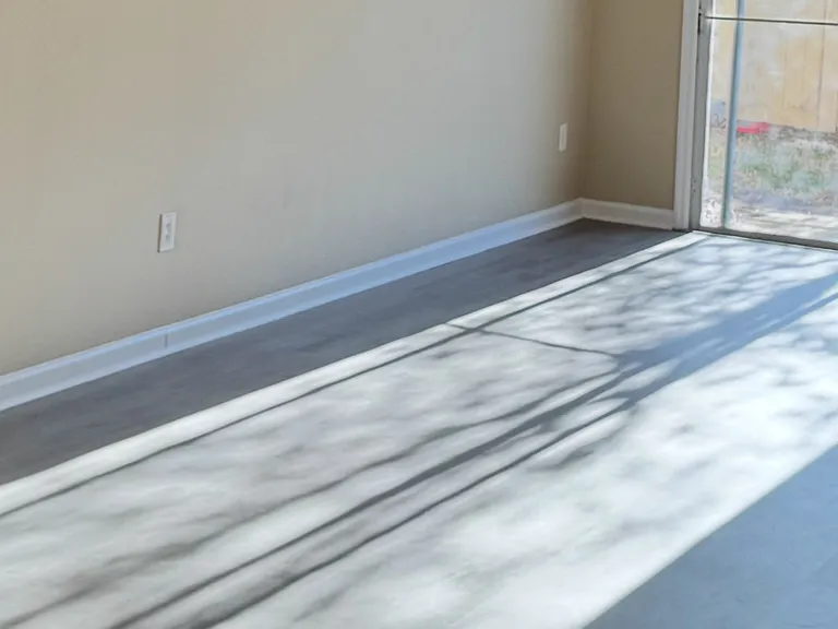 2298 Sunset Bluff Dr — Photo 13
