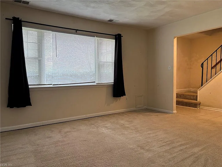 441 Woodlake Rd — Photo 4