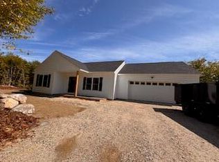 42 Fern Ave, Naples, ME 04055