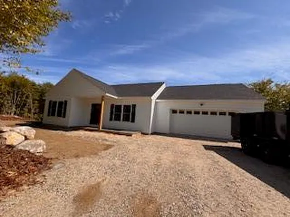 42 Fern Avenue, Naples, ME 04055