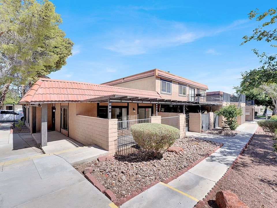 #GuardianRealty 6611 SIlverstream A Las Vegas Townhome Rental 3 Bedrooms front 2_09192025