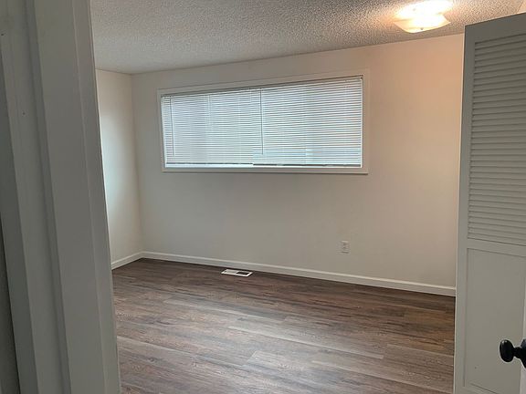 4th image of 335 Avenue K Unit 1