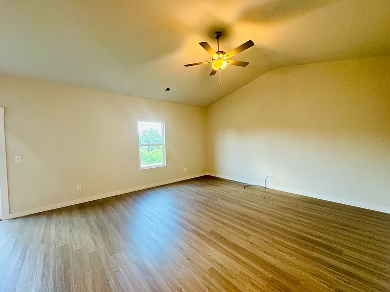 1028 Peaceful Fawn Dr — Photo 5