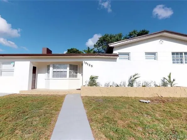 19125 NW 10th Place, Miami Gardens, FL 33169
