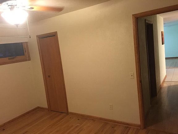 second bedroom - has 2 windows and 1 closet
