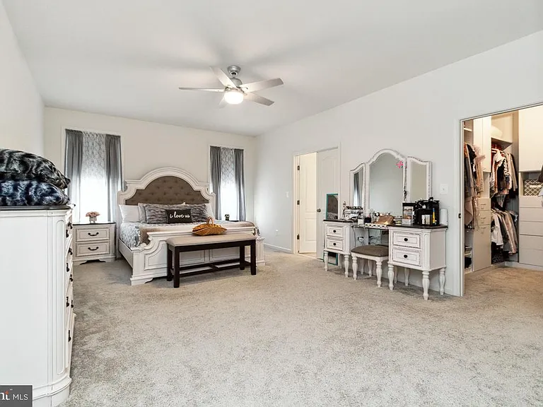 32 Chalice Flower Ct — Photo 8