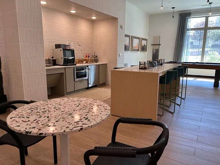 MedWest Apartments — Photo 9