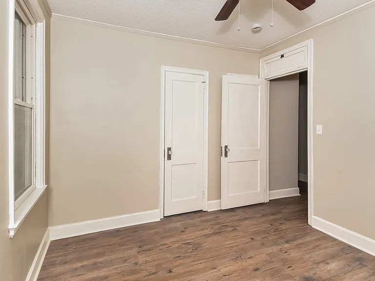 15881_025_main_bedroom_13369235.jpg