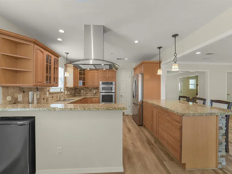 14915 Chadbourne Dr — Photo 15