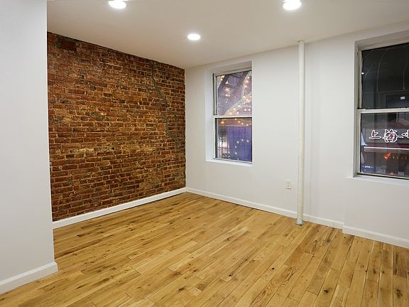 3rd image of 123 Mulberry St #1R
