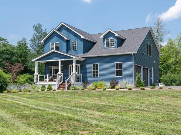 22 Lilac Court, Rhinebeck, NY 12572