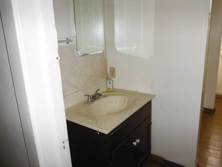 1005 Broad Ave NW #201 — Photo 16