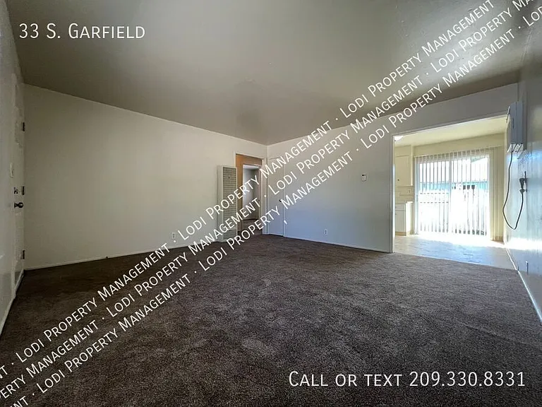 33 S Garfield St — Photo 3