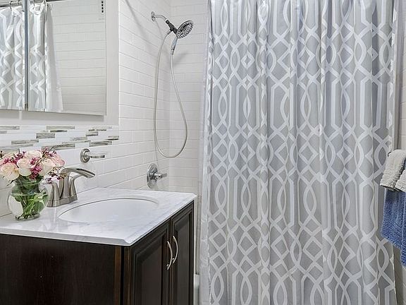 5th image of 153 Madison Ave #8B