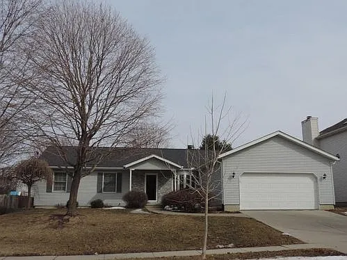 1211 Chatham Ln photo 1