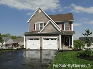 1 Harvest Ln, Plainville, CT 06062