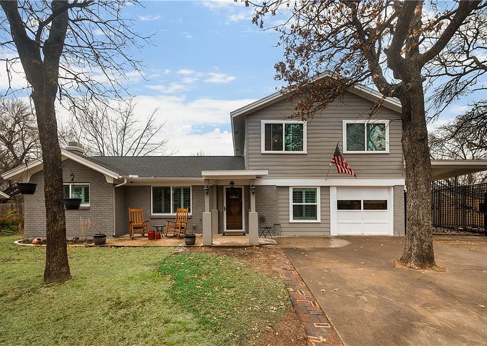 1st image of 1002 Oakwood Dr