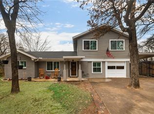1002 Oakwood Dr, Euless, TX 76040