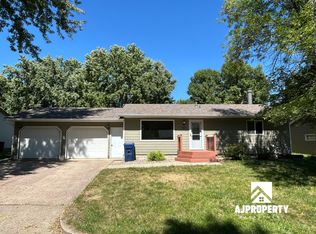 6512 W Essex Ter, Sioux Falls, SD 57106