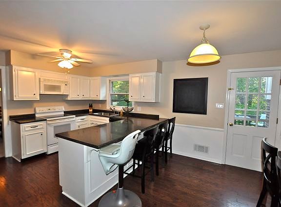 Breakfast Room