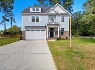 345 Ewell Ln, Chesapeake, VA 23322