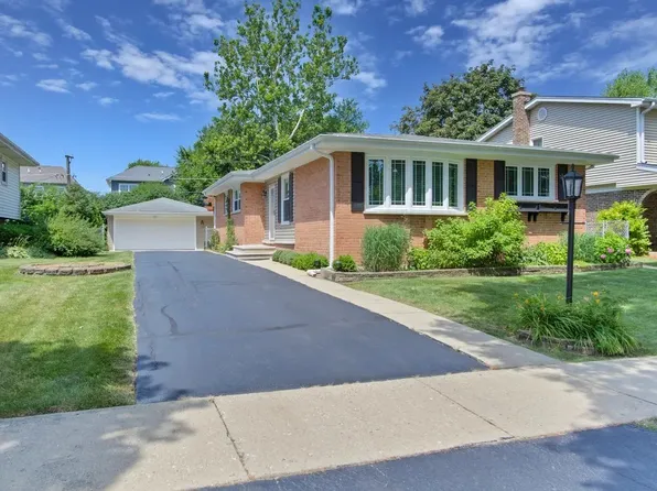 726 S McKinley Ave, Arlington Heights, IL 60005