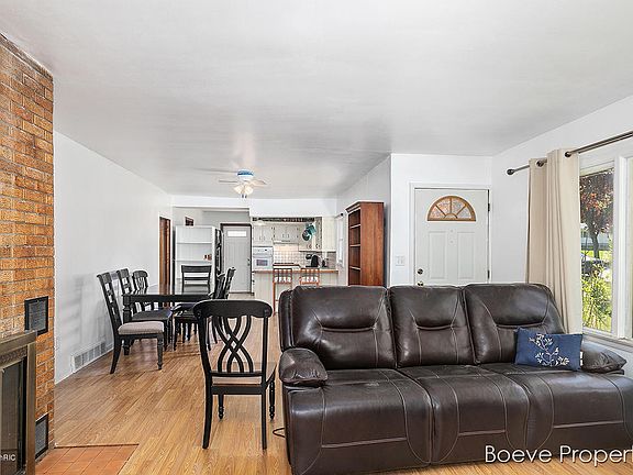 4th image of 1624 Willis Ave NW
