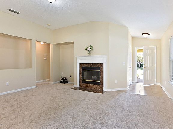4th image of 620 Picasso Ave